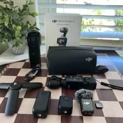 DJI Osmo Pocket 3 Creator Combo Handheld Gimbal Stabilizer Camera