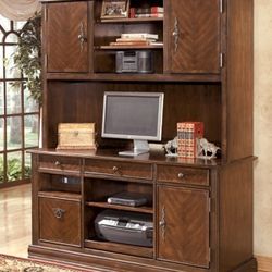 Credenza Desk With Tall Hutch 