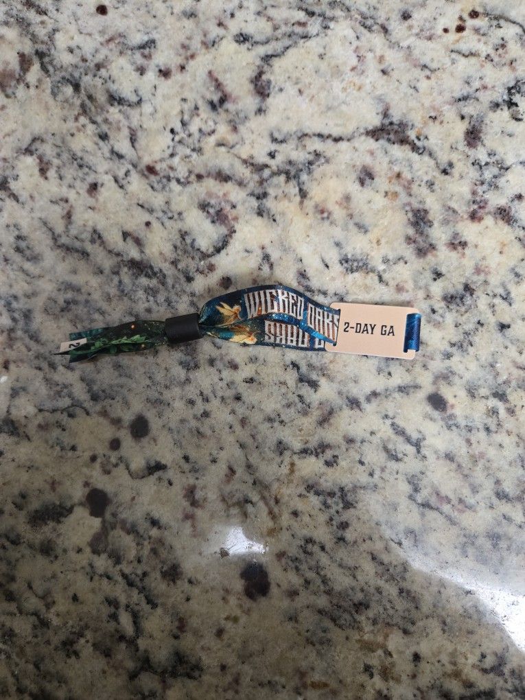 Wicked Oaks 2025 wristband
