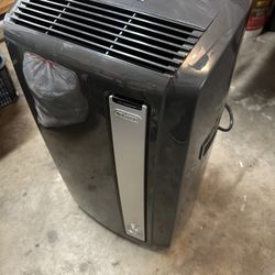 DeLonghi Portable AC 