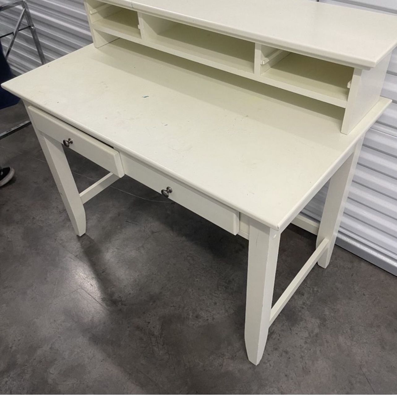Solid Wood Ashley Furniture Desk With Hutch