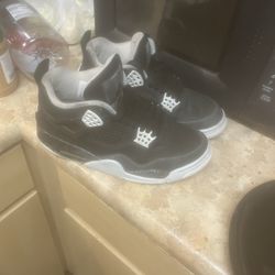 Retro Jordan 4s