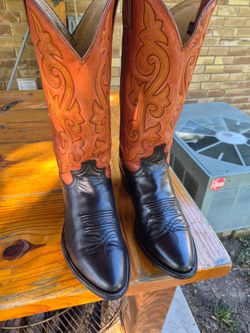 Vintage Justin cowboy boots, size 9½