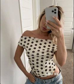 polka dot top