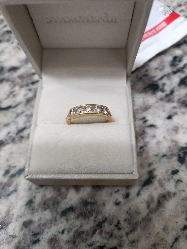 Women's Gold 1carat Five Diamond Engagement Ring/ Wedding Band Size 6