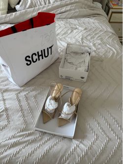 Schultz lady’s shoes