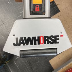 Rockwell Jaw Horse 