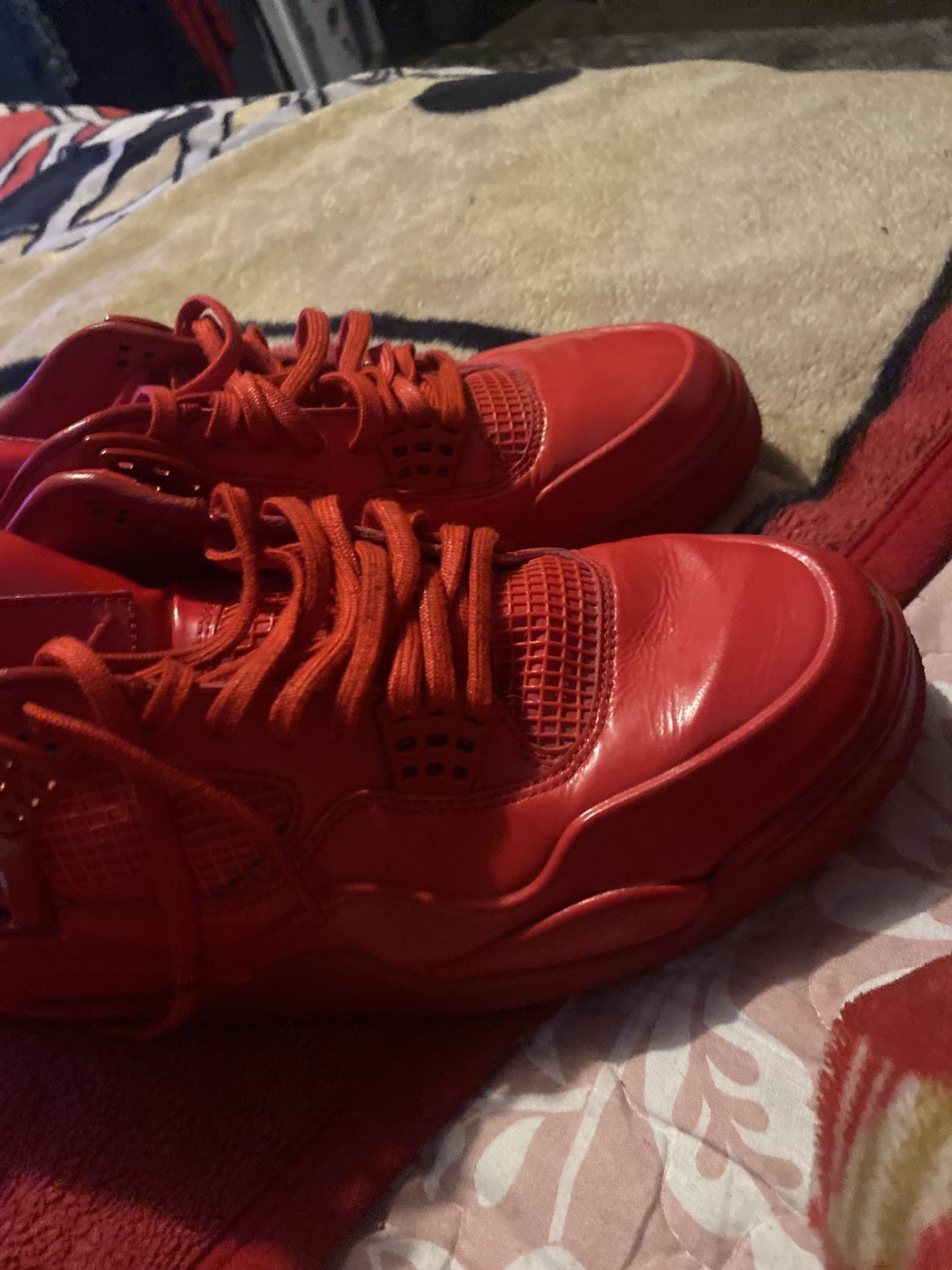 Air Jordan 4 Red 
