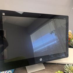 HP Pavilion Desktop Computer – Tower + Monitor 