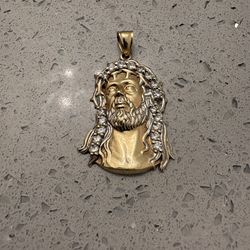 10k Jesus Pendant