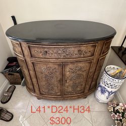 Elegant Bombe Entryway Chest