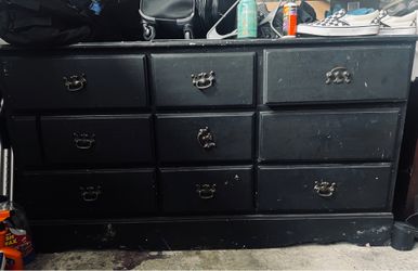 Dresser