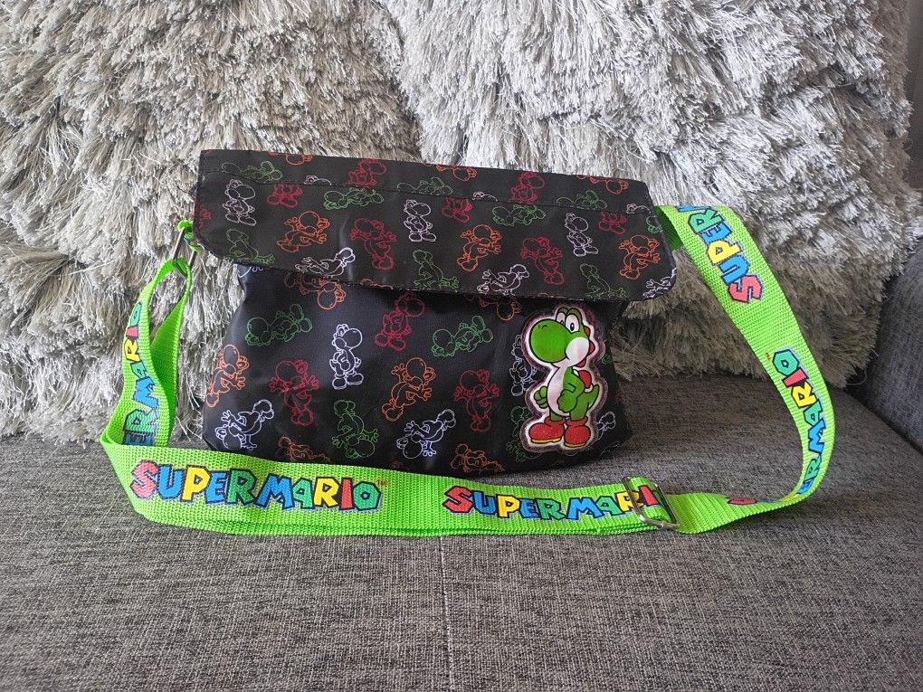 Nintendo Super Mario Bros Yoshii Crossbody Bag Nylon Black Green Island