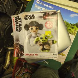 Disney Star Wars Yoda Princess Leia Crochet Kit