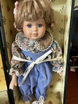 Vintage Cracker Barrel 12" Porcelain Doll 