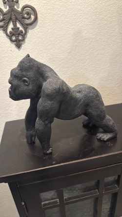 Gorilla statue