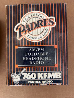 De colección 2 juegos de bocinas de los padres de San Diego. X $100.   100%.  Nuevos