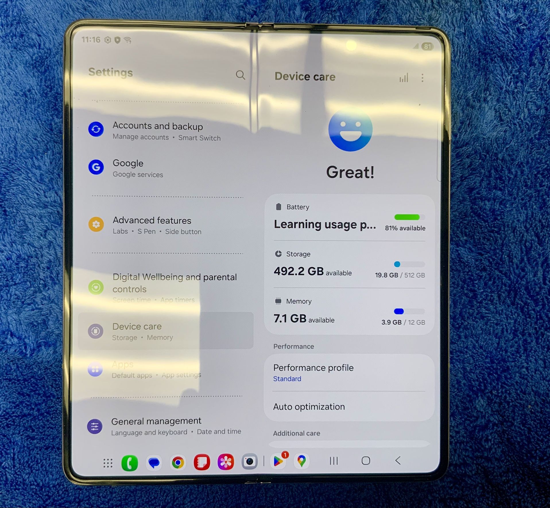 Samsung Galaxy Z fold 4 Smartphone Cellphone SM-F936U 512 GB Storage Memory Tmobile Carrier Network LTE 5G Wifi Bluetooth BT Foldable Touchscreen USB 