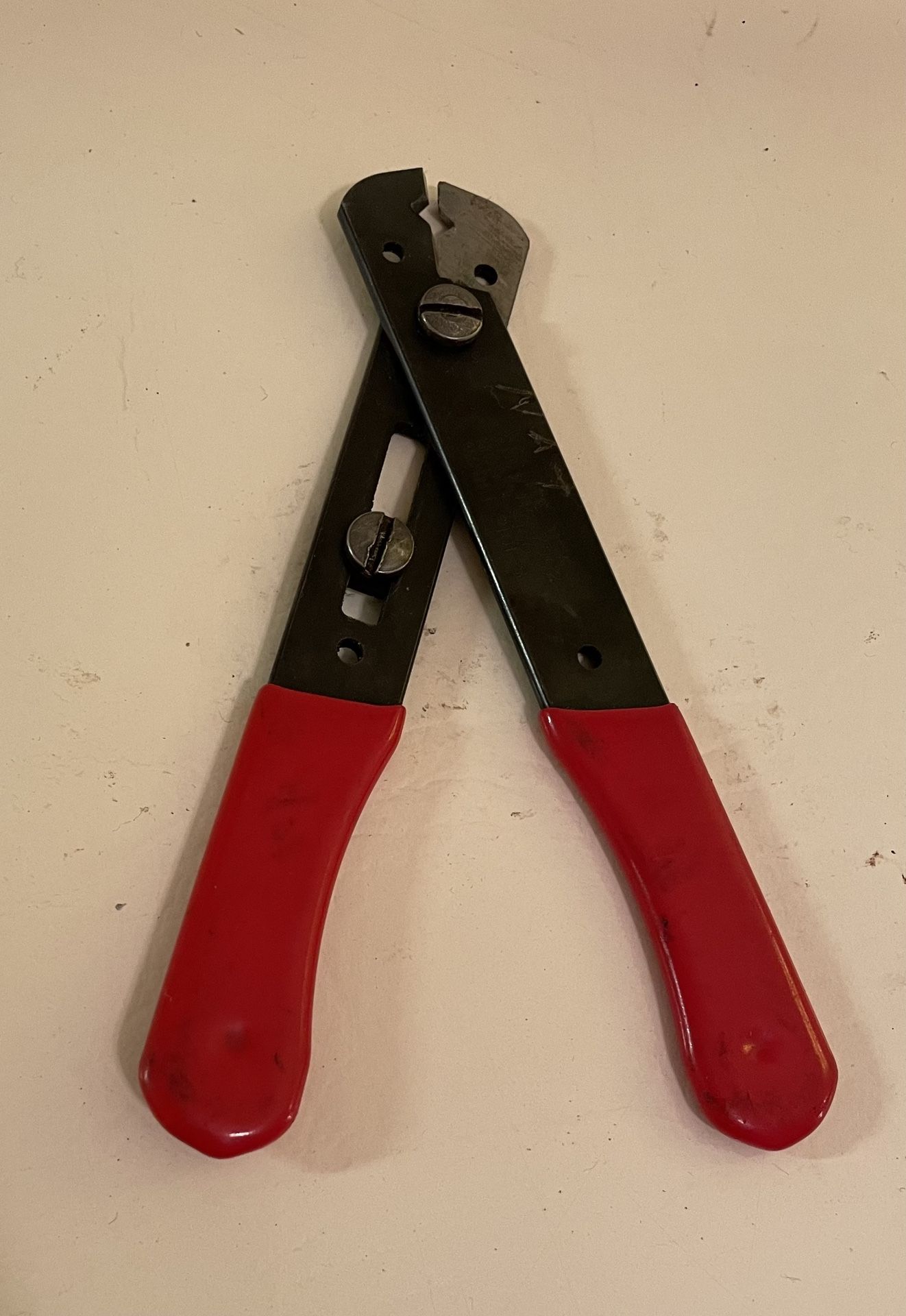 *Xcelite 100XNV WIRE STRIPPER AND CUTTER,5",CUSH GRIP