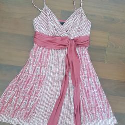 BCBGmaxazria Dress %100 Silk Pink Size 4