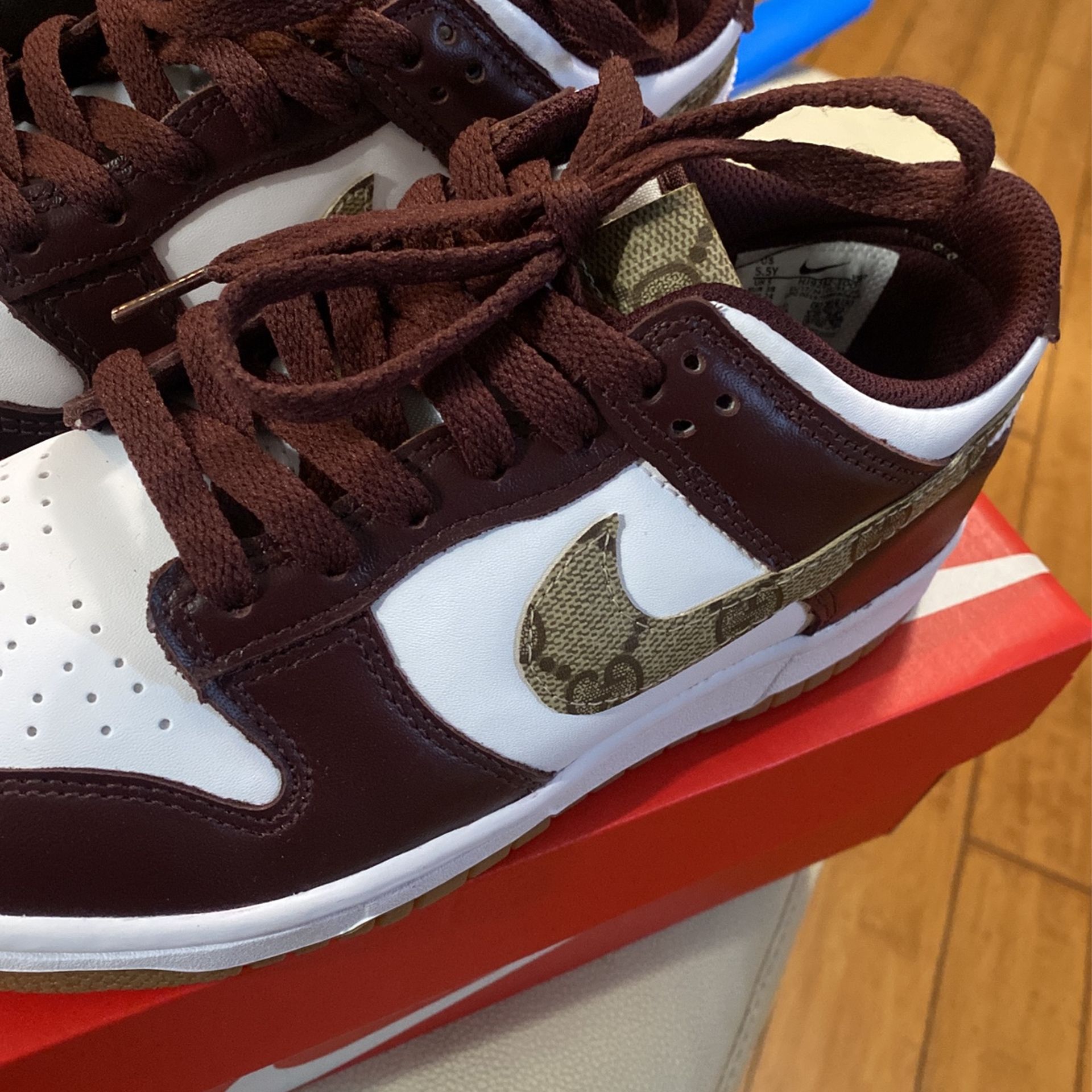 Custom Gucci Dunks