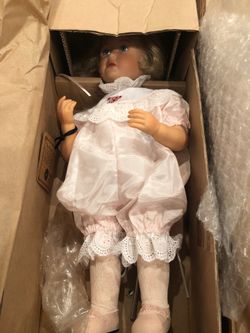Doll collection Boyd’s Tina