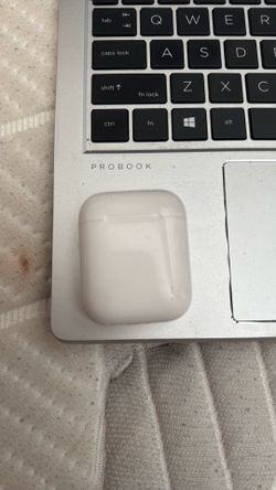 AirPods
