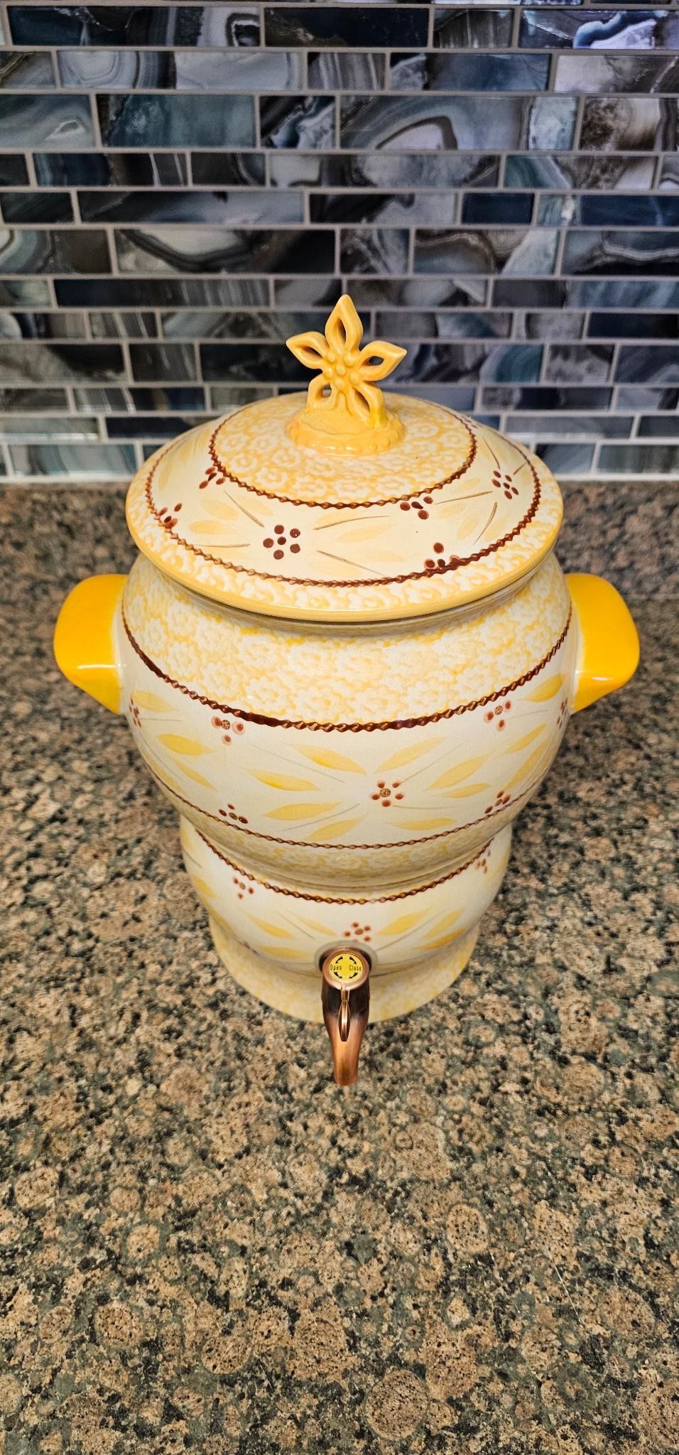 Temptations Old World Yellow Drink Dispenser 1.5 Gallons