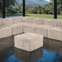 Brand New Super Plush Taupe Compressed Foam Modular Sectional Sofa w Ottoman
