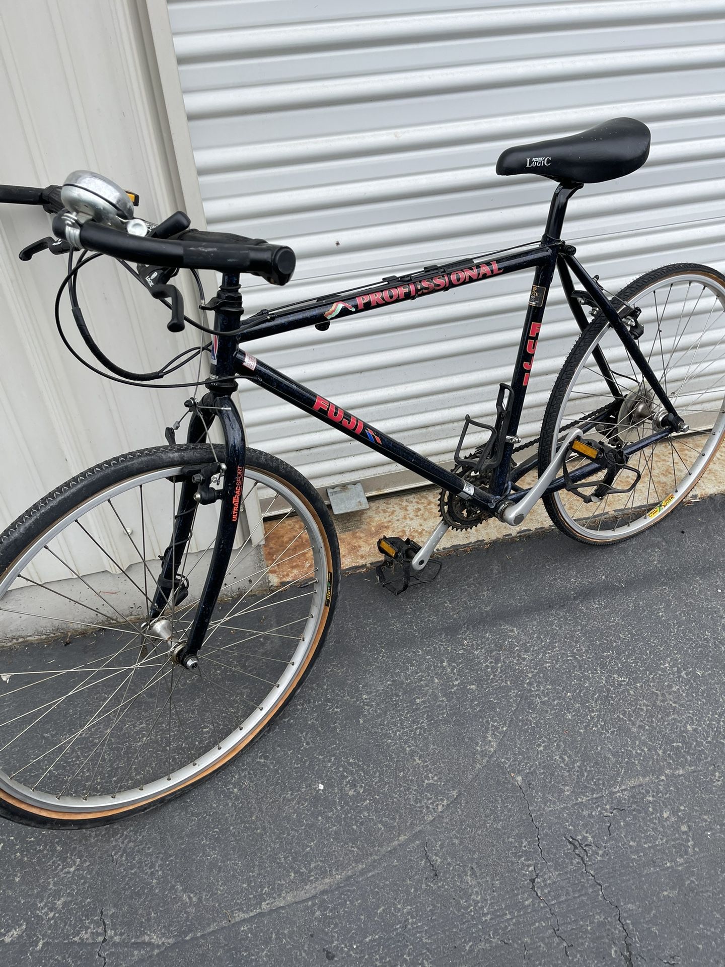 Vintage Fuji Mountain Bike $40