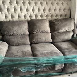 Reclining  Couch (charging And Electric)