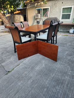 Dining Table Set