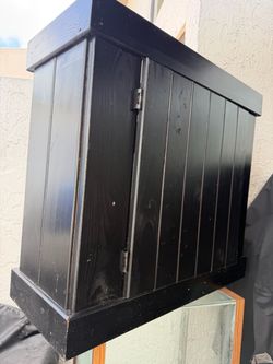 Aquarium stand