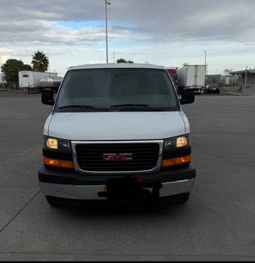 2018 GMC Savana