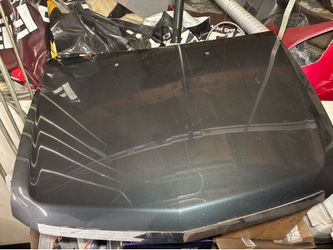Cadillac CTS hood 2012