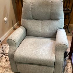 Recliner With Remote Lift