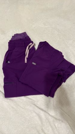 FIGS Scrub Set