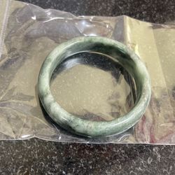 Beautiful Jade Stone Bracelet New For Sale