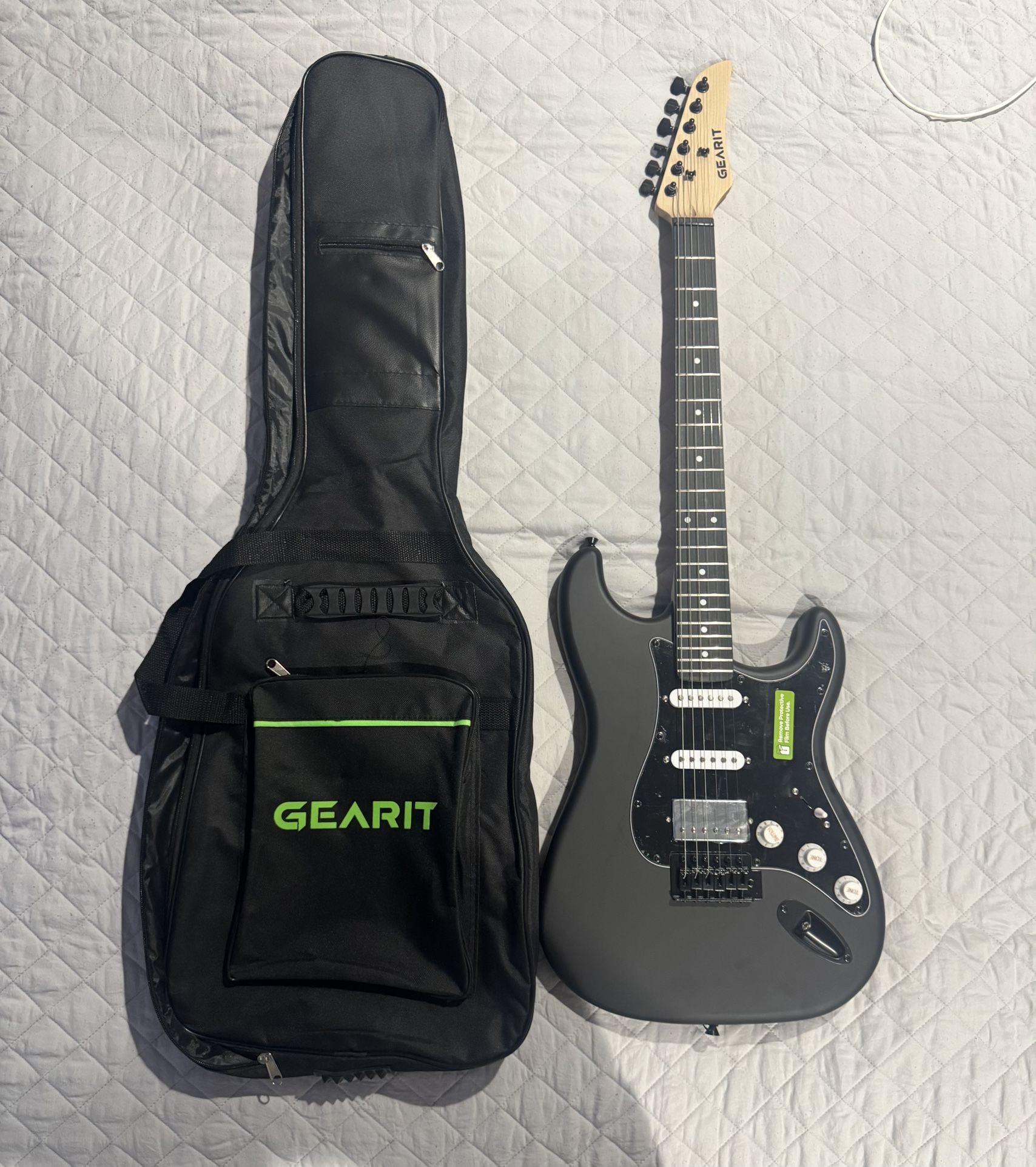 39 Inch Full Size Canyon Series Electric Guitar Kit Bundle w/Amplifier