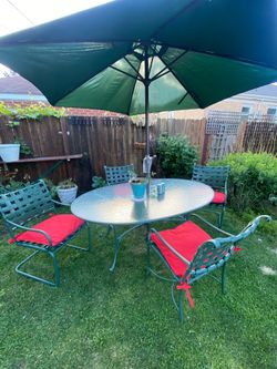 Brown Jordan 7 piece outdoor patio garden aluminum set in good condition table chairs new umbrella