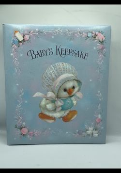 Vintage 1970s HC Spiral Hallmarks Baby’s Keepsake Baby Book Album.