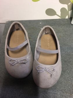 Old navy flats size 6
