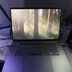 MacBook Pro 16 Inch 