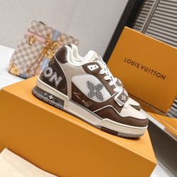 Louis Vuitton Men’s Sneaker With Box 2025 New