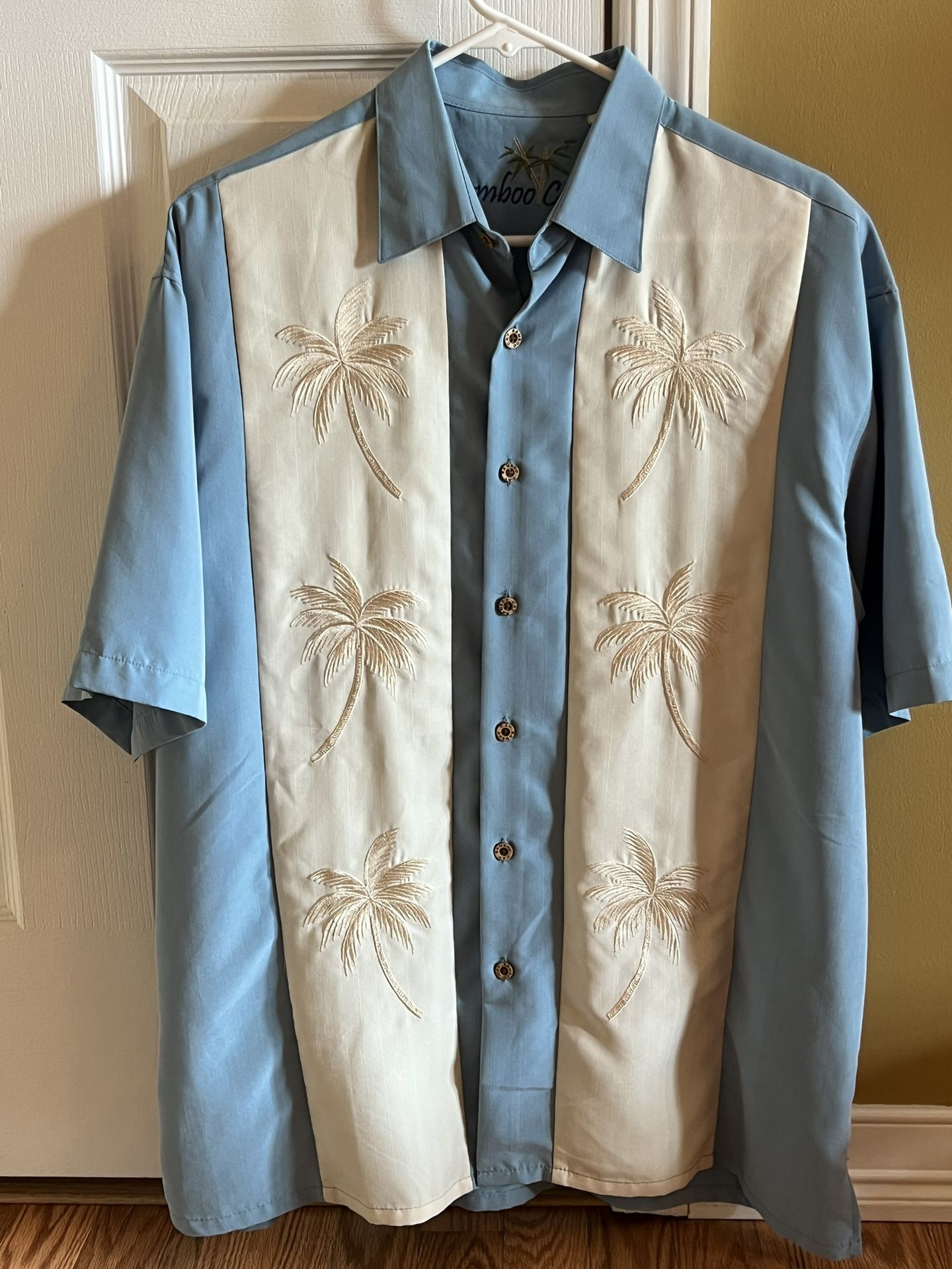 Bamboo Cay Embroidered Hawaiian Shirt Palm Tree Size M Blue Beige Brand New