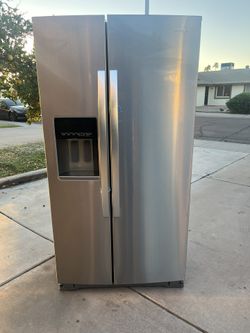 Brand New Stainless Steel Whirlpool Refrigerator 