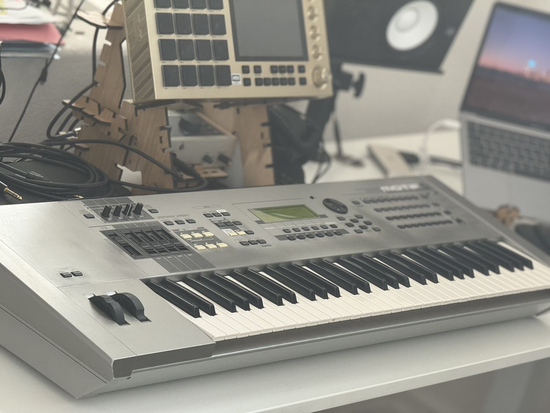 Yamaha Motif 6 Music Production Synthesizer