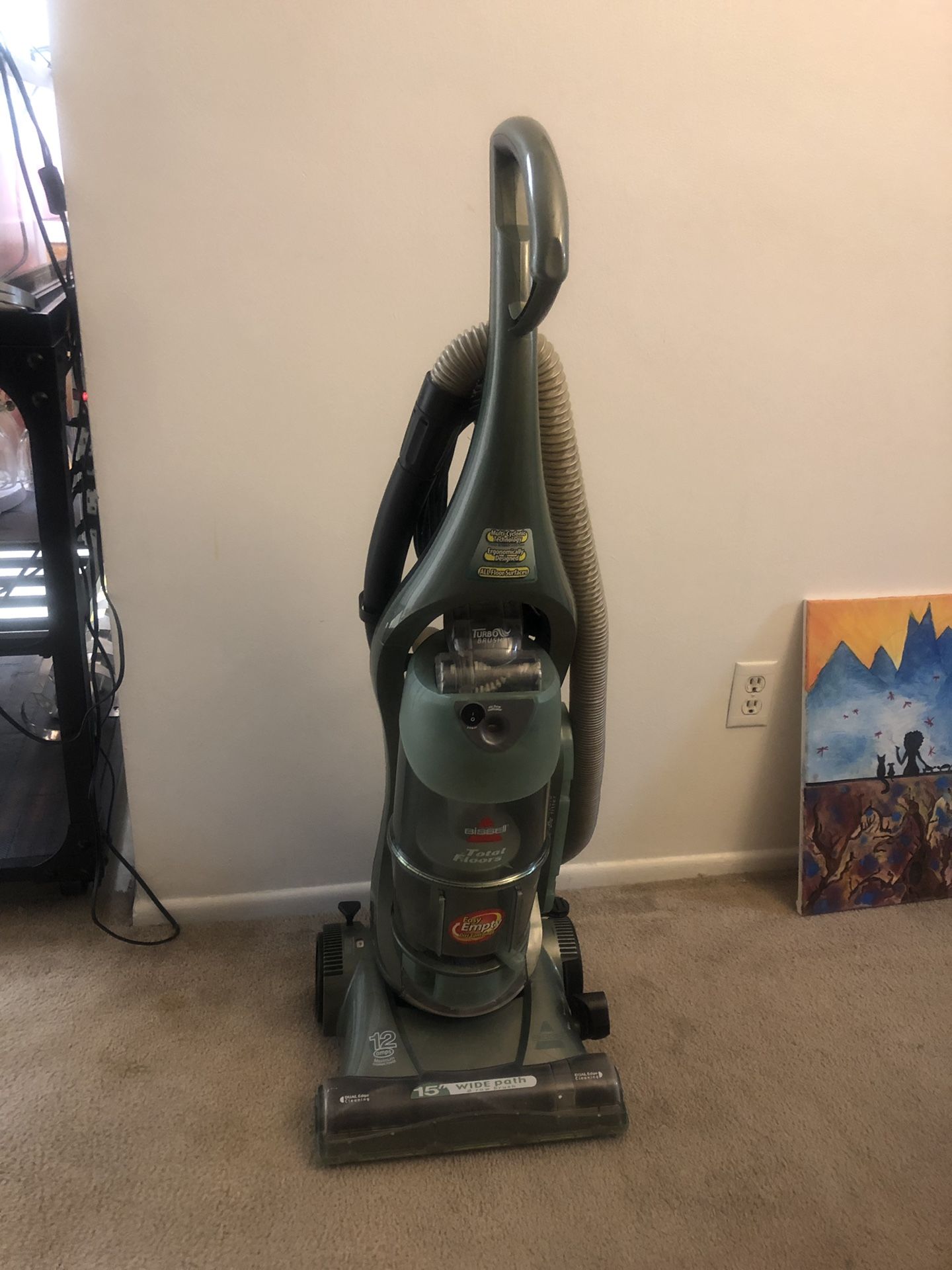 BISSEL vacuum - hard floor and carpet