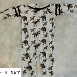 Kate Quinn Football Raglan Coverall Dinosaur Print Sporty Stripe Bamboo Romper Boys Football Sunday 0-3 Months NEW NWT