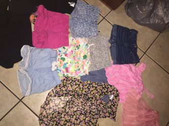 Girls 4T clothing